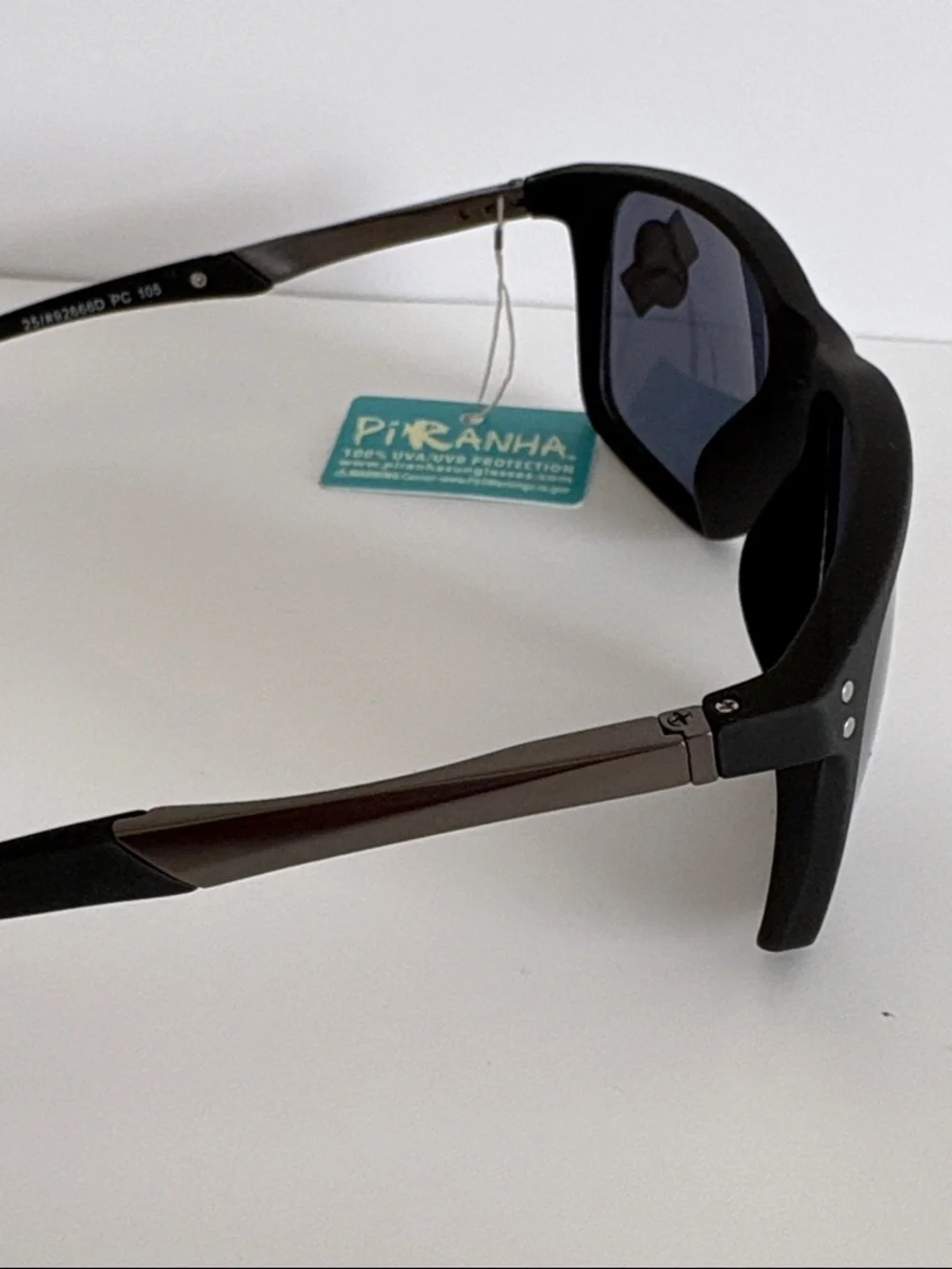 Piranha Jack Square Sunglasses Black Style # 62174 unisex New smoke lense